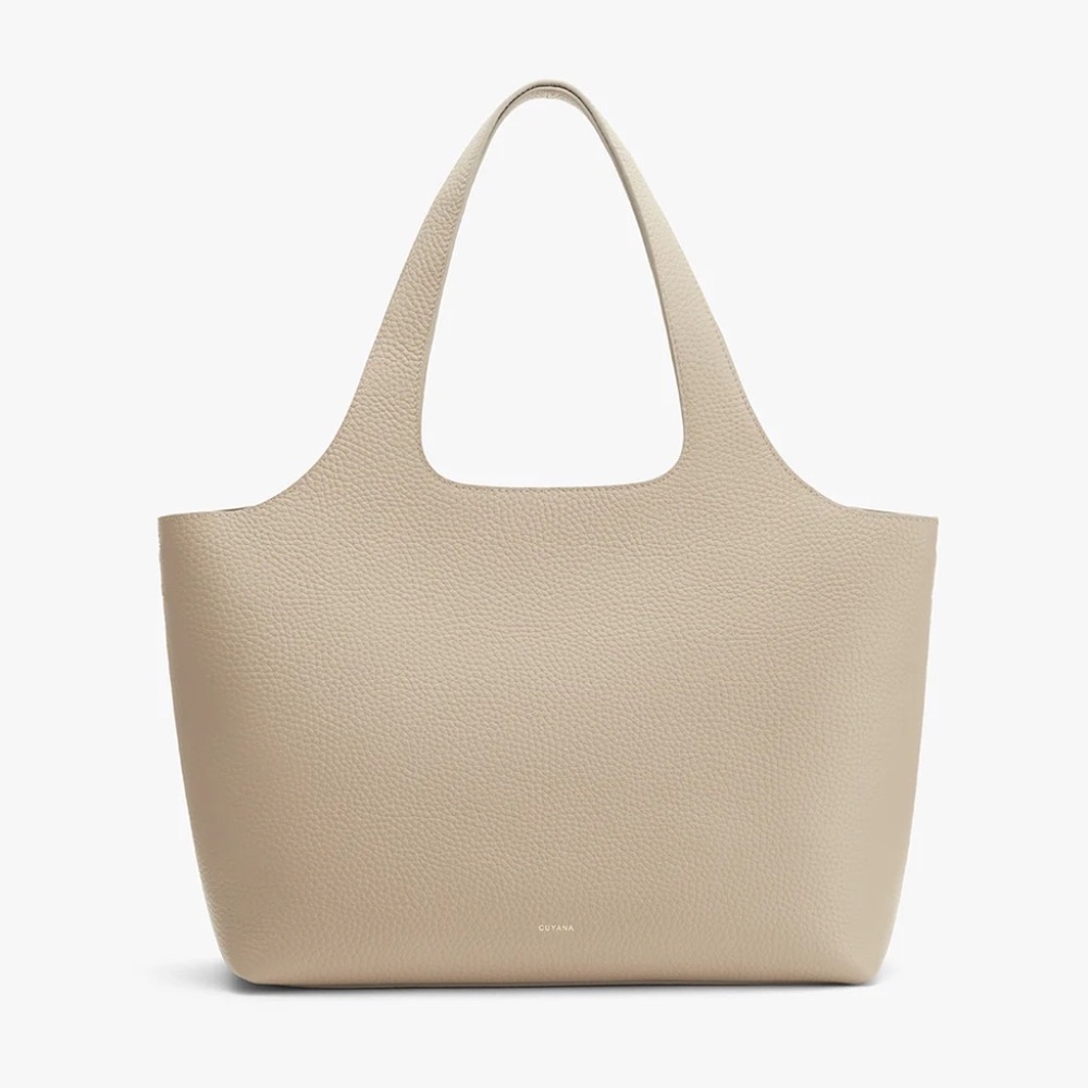 Cuyana System Tote in Stone 16"